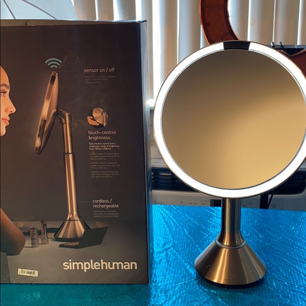 Simple human 5x Magnification mirror